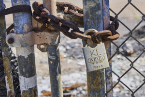 Critical Locked Gate Overlooked In Investigation Of Maui Fire Evacuation